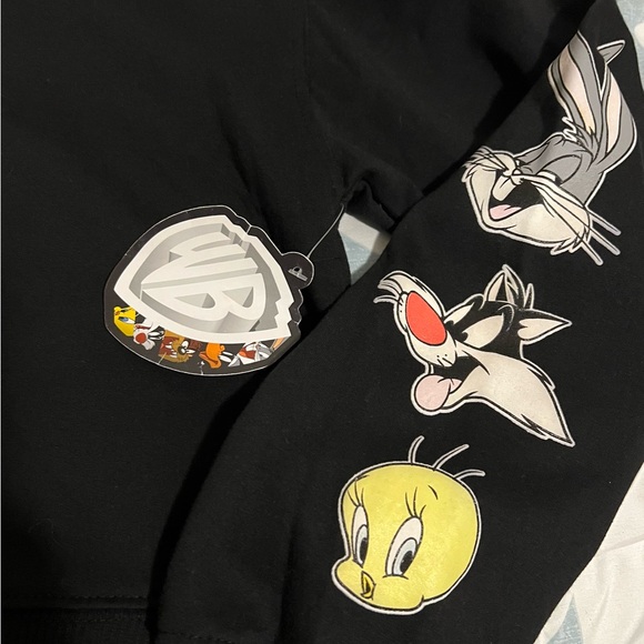 Looney tunes M cropped hoodie - Picture 2 of 3